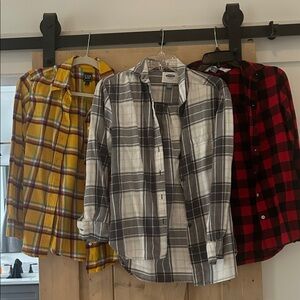 GAP Yellow and Gray Plaid cotton button up women’s Shirt bundle buffalo plaid